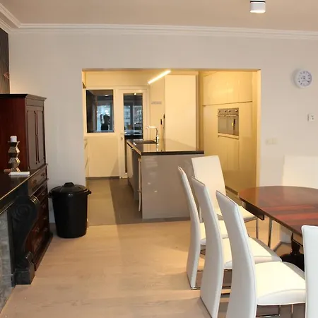 Golden Tulip Apartment