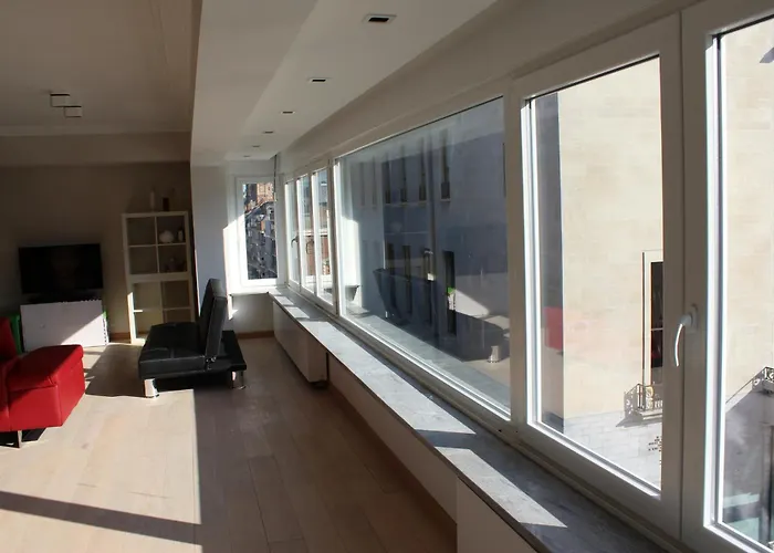 Daire Golden Tulip *